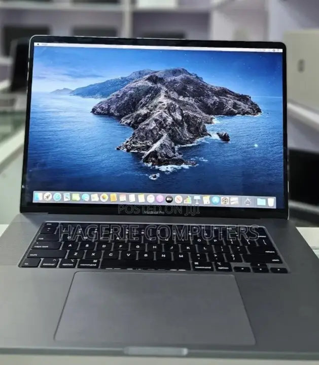 New Laptop Apple MacBook Pro 2019 16GB Intel Core I9 SSD 512GB