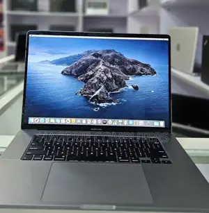 New Laptop Apple MacBook Pro 2019 16GB Intel Core I9 SSD 512GB