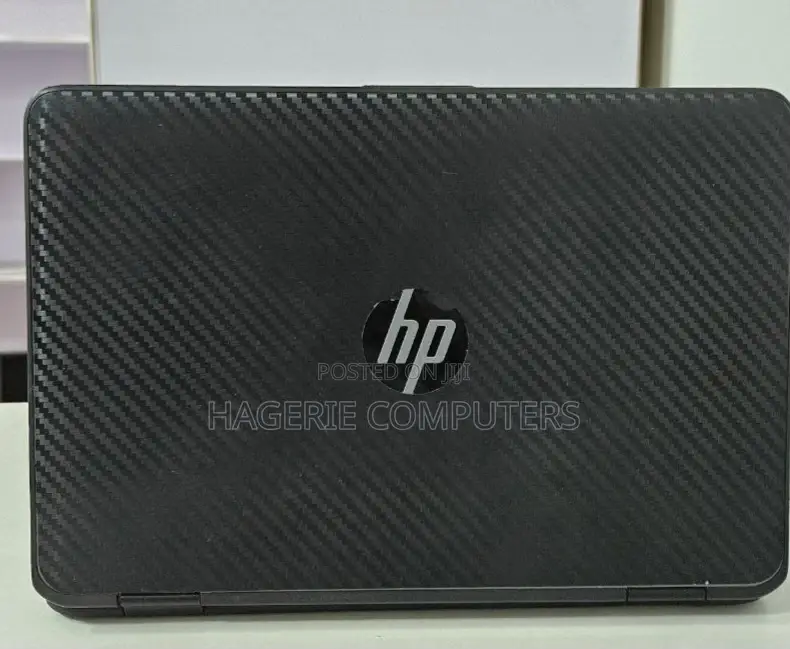 New Laptop HP 4GB Intel Core 2 Quad SSD 256GB