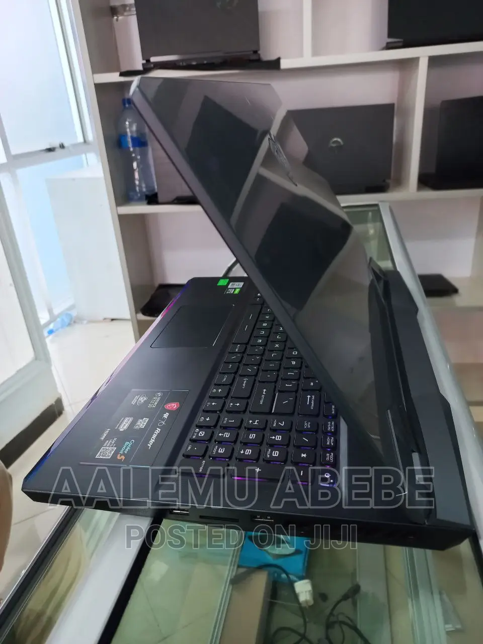 New Laptop MSI GE66 Raider 32GB Intel Core I7 SSD 1T