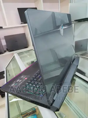 New Laptop MSI GE66 Raider 32GB Intel Core I7 SSD 1T
