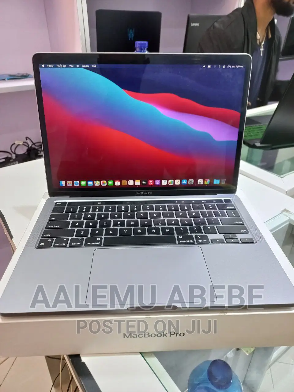 New Laptop Apple MacBook Pro 2021 M1 8GB Apple M1 Pro SSD 512GB