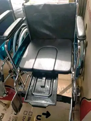 Toilet Wheelchair/Foldable Wheelchair/Commode Wheelchair