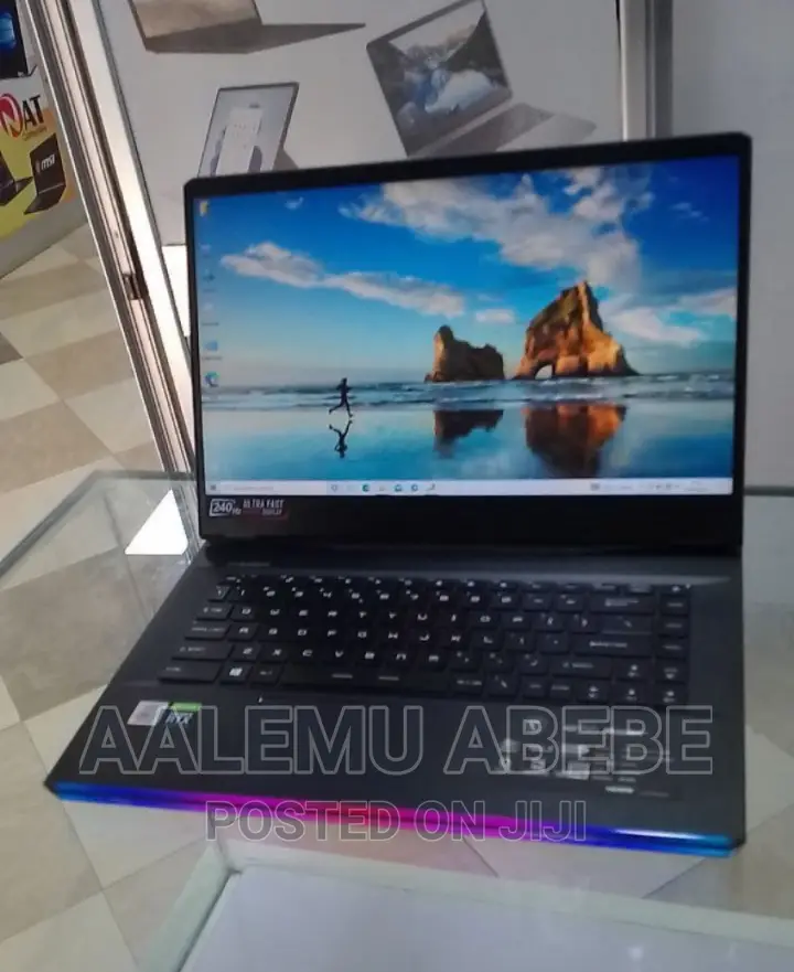 New Laptop MSI GE66 Raider 16GB Intel Core I7 SSD 1T