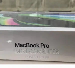 Photo - New Laptop Apple MacBook Pro 2022 M2 8GB Intel SSD 512GB