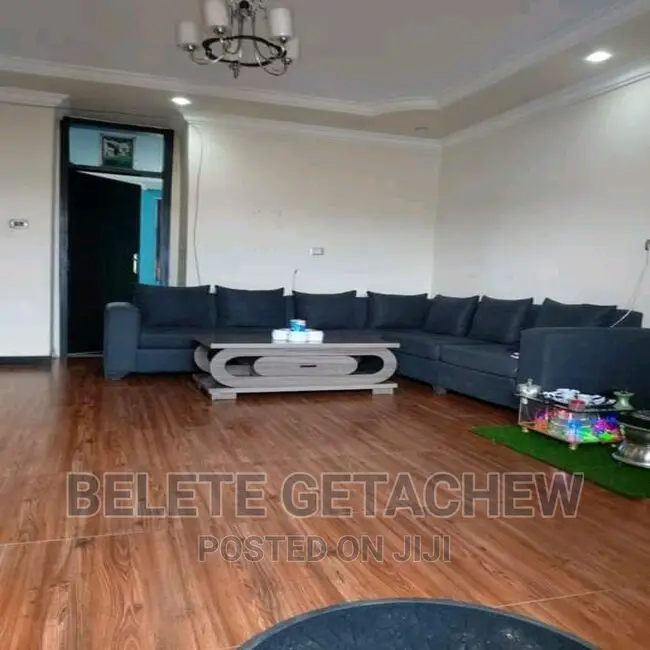2bdrm Condo in ቦሌ አራብሳ ኮንዶሚኒየም 86, Bole for sale