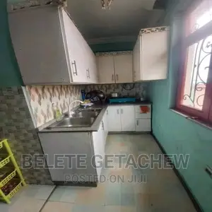 2bdrm Condo in ቦሌ አራብሳ ኮንዶሚኒየም 86, Bole for sale