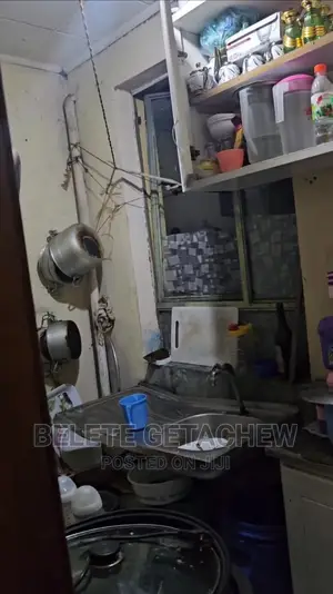 2bdrm Condo in ሾላ ሱመያ መስጊድ ጋ , Yeka for sale