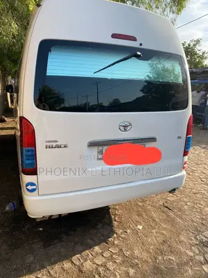Toyota Grand HiAce 2002 Silver