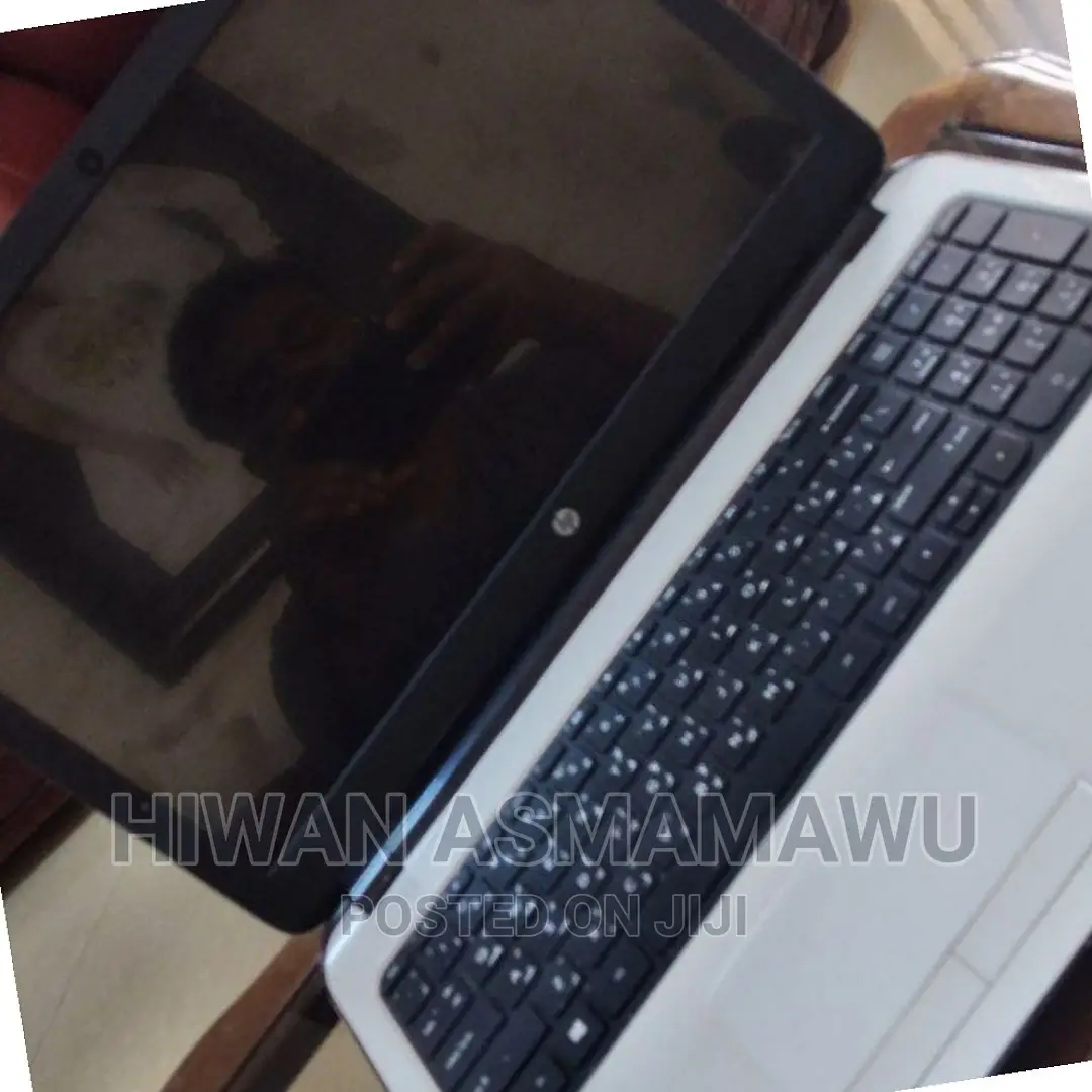 New Laptop HP Stream Notebook 8GB Intel Core I7 SSD 1T