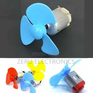 Photo - Dc Motor With 3 Blade Fan Propeller