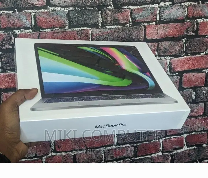 New Laptop Apple MacBook Pro 2022 M2 8GB Intel SSD 256GB