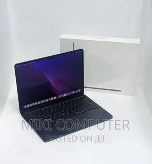 New Laptop Apple MacBook Air 2020 M1 8GB Intel SSD 256GB