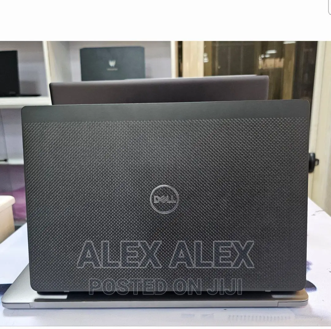 Laptop Dell Latitude 5310 8GB Intel Core I5 SSD 512GB