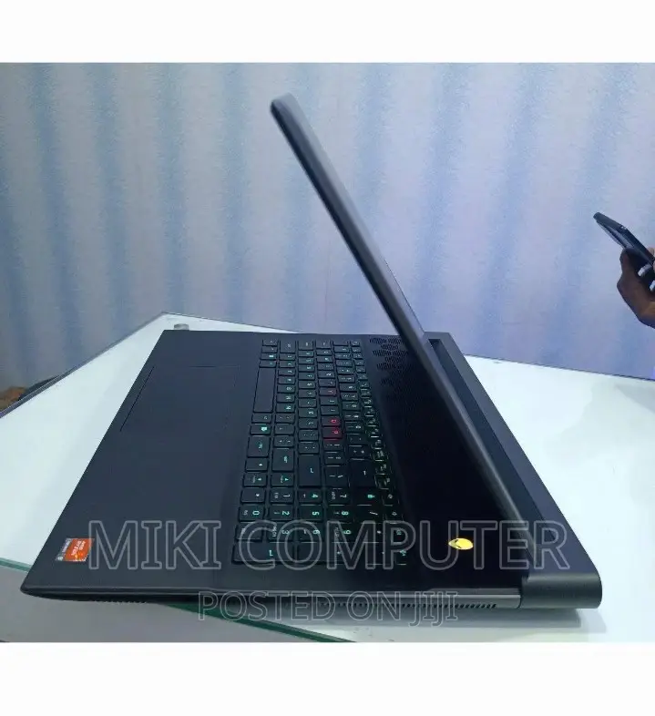 New Laptop Alienware M17x R2 32GB AMD Ryzen 9 SSD 1T
