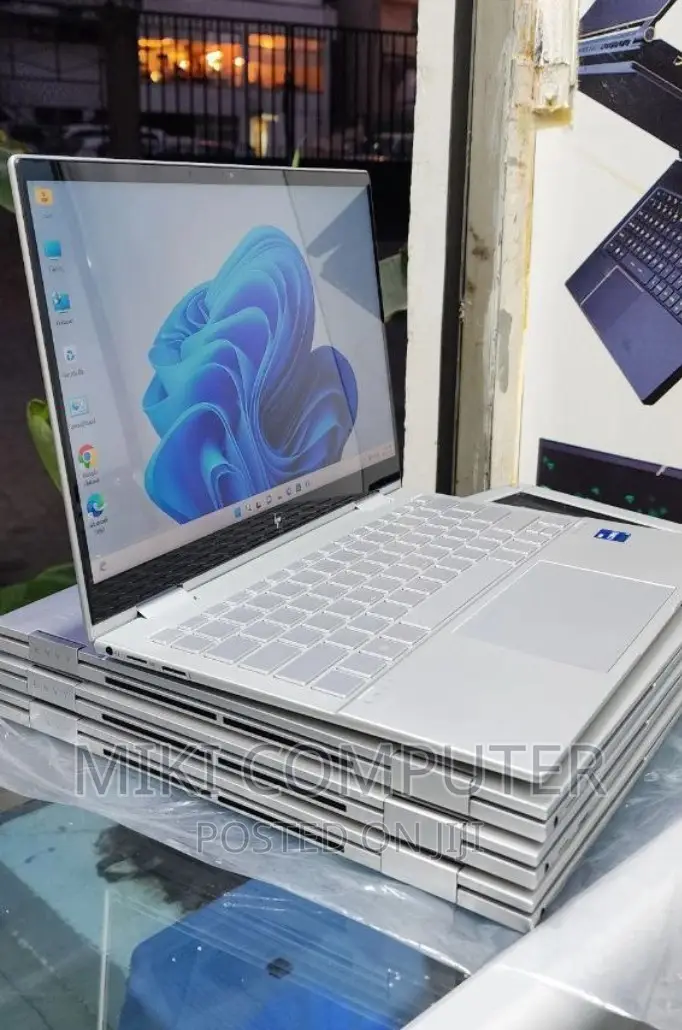 New Laptop HP Envy X360 8GB Intel Core I7 SSD 512GB