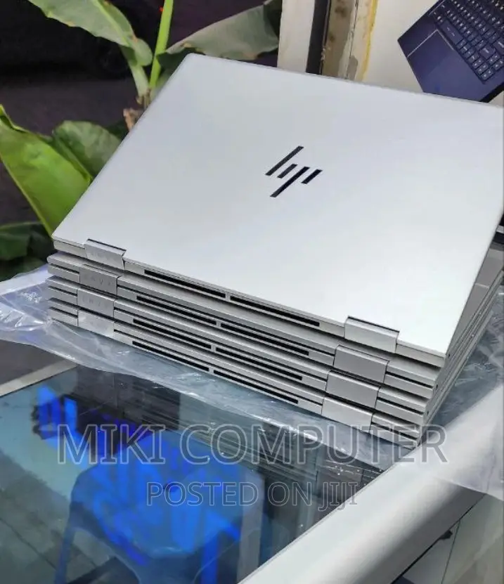 New Laptop HP Envy X360 8GB Intel Core I7 SSD 512GB