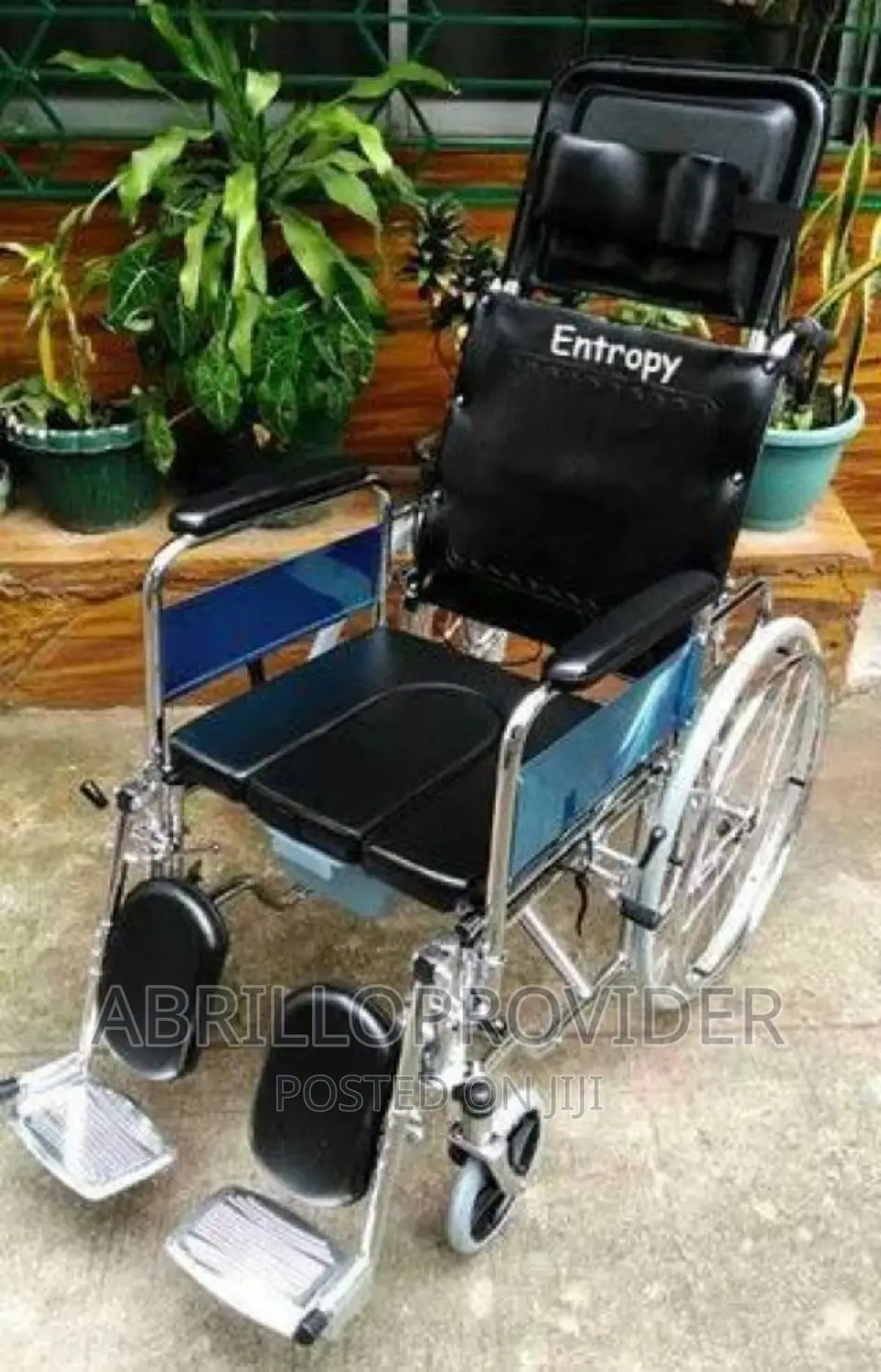Reclining Commode Wheelchair
Brandnew/Commode WHEELCHAIR