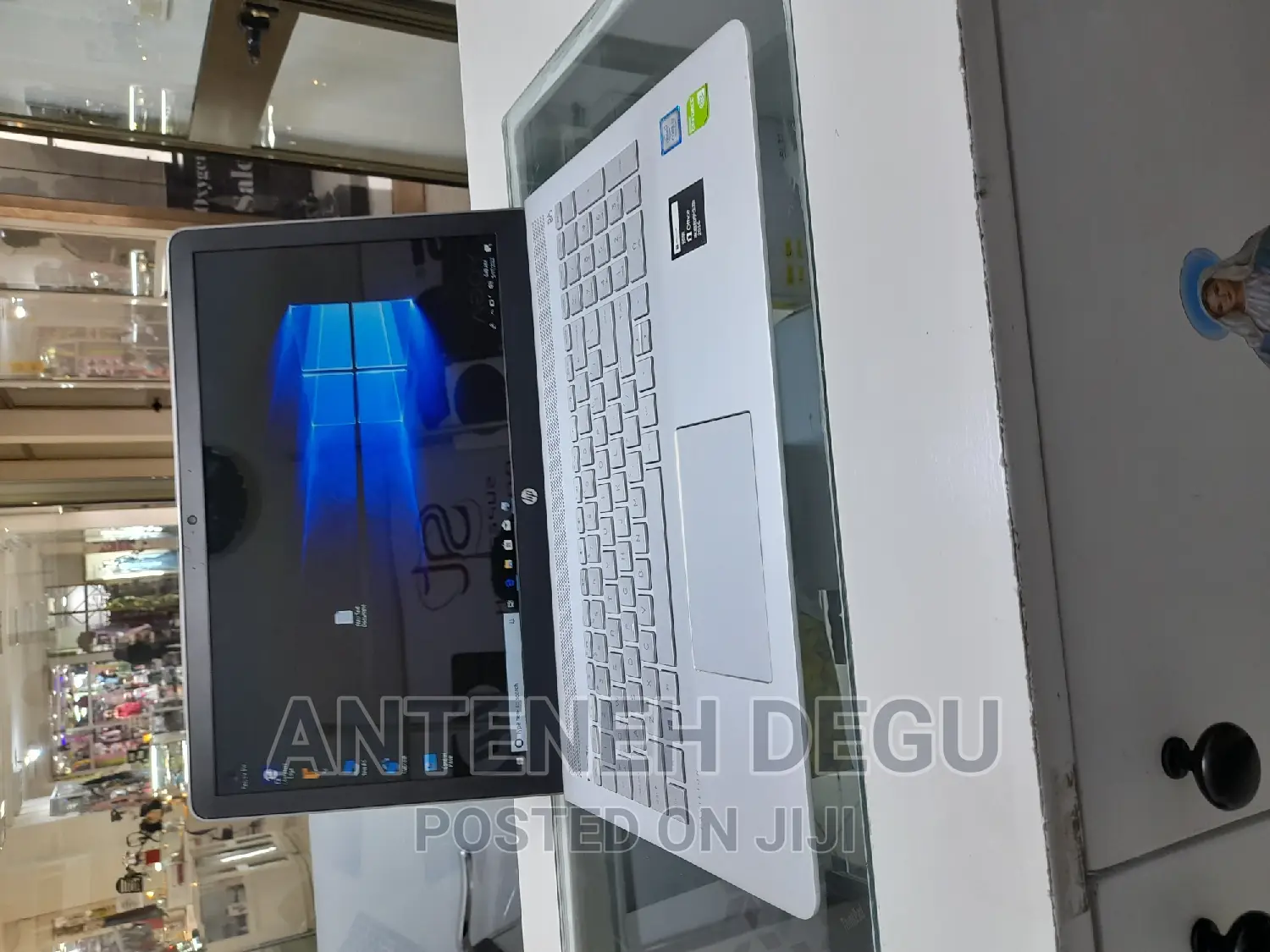 New Laptop HP Pavilion 15 8GB Intel Core I5 HDD 1T