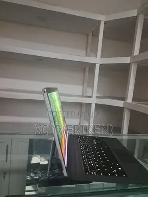 Photo - New Laptop Microsoft Surface Pro 4 8GB Intel Core I5 SSD 256GB