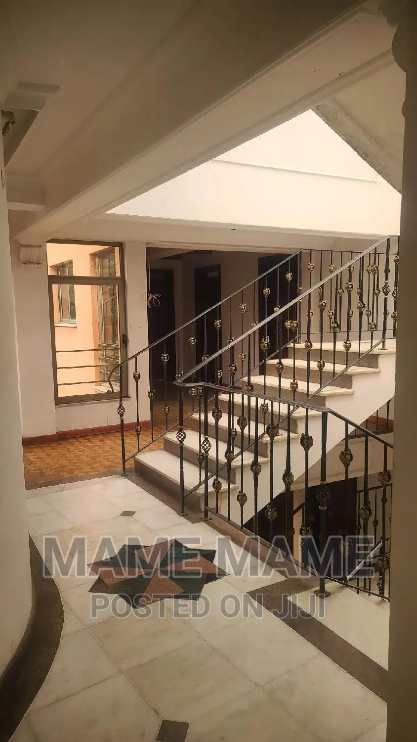 13bdrm House in Addis Abeba, Bole for rent