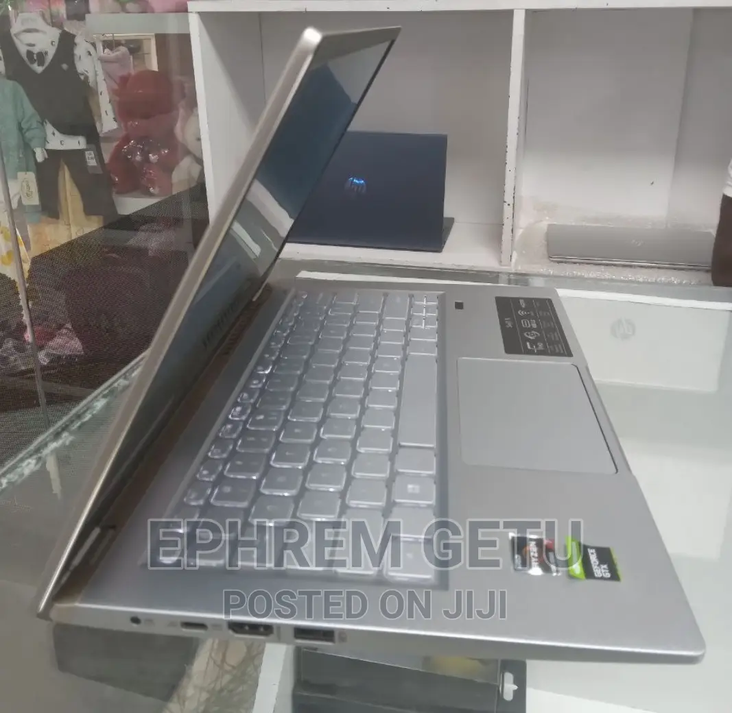 New Laptop Acer Swift 3 16GB AMD Ryzen 7 SSD 512GB