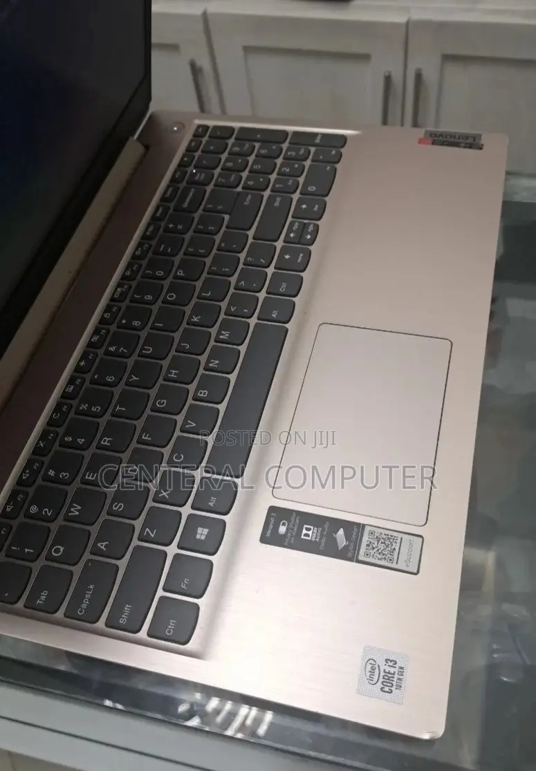 New Laptop Lenovo Ideapad 3 8GB Intel Core I3 SSD 512GB