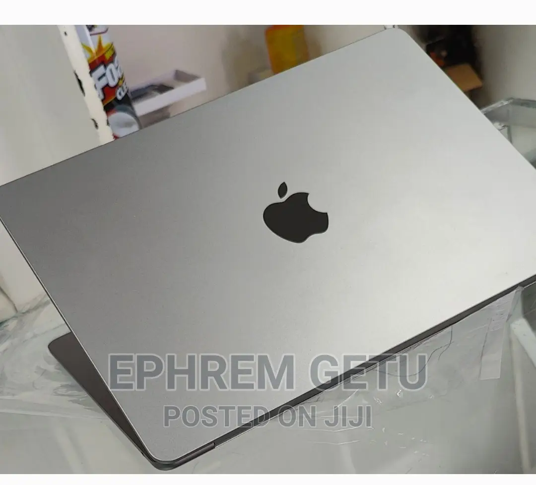 New Laptop Apple MacBook Air 2022 M2 8GB Apple M2 SSD 256GB