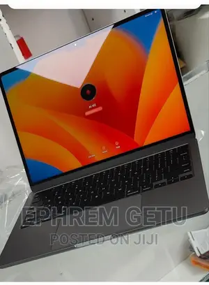 Photo - New Laptop Apple MacBook Air 2022 M2 8GB Apple M2 SSD 256GB