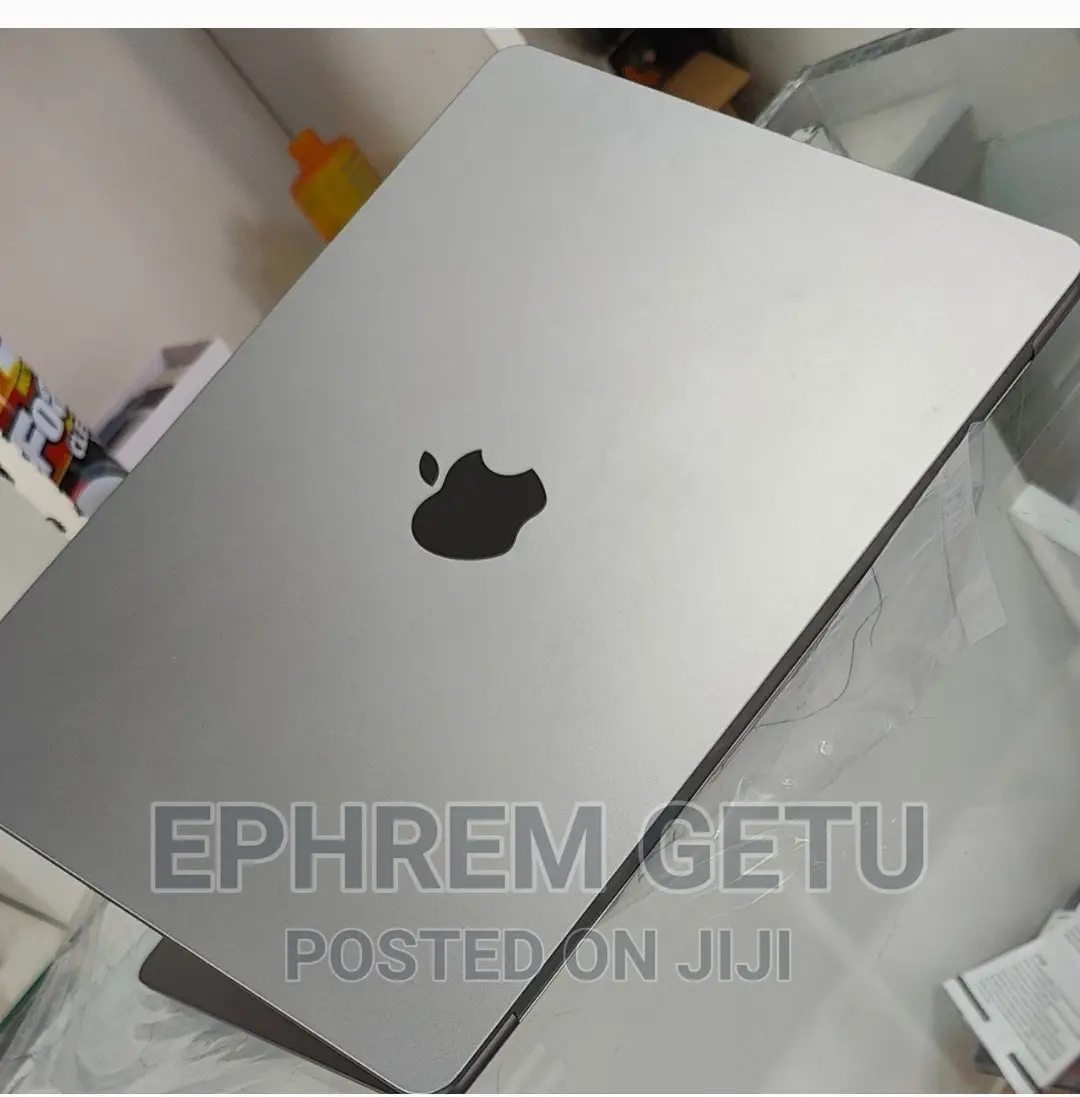 New Laptop Apple MacBook Air 2022 M2 8GB Apple M2 SSD 256GB