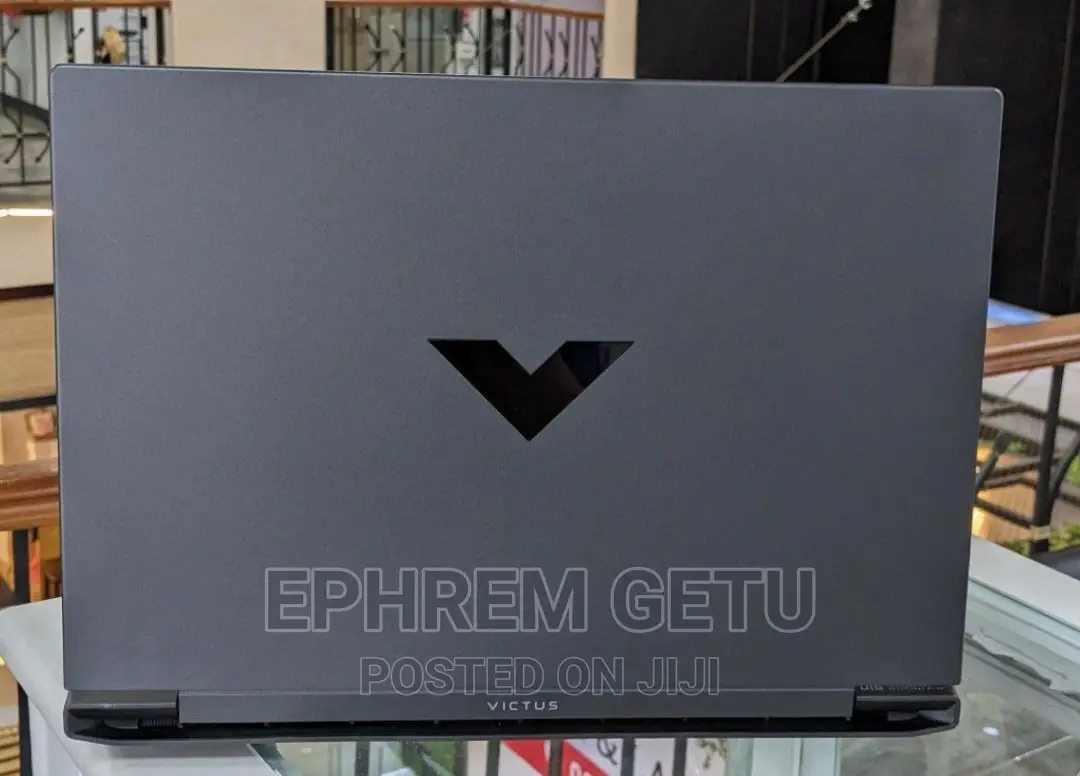 New Laptop HP Victus 16 8GB AMD Ryzen 5 SSD 512GB