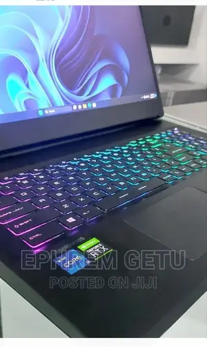 New Laptop MSI GP75 Leopard 16GB Intel Core I7 SSD 1T