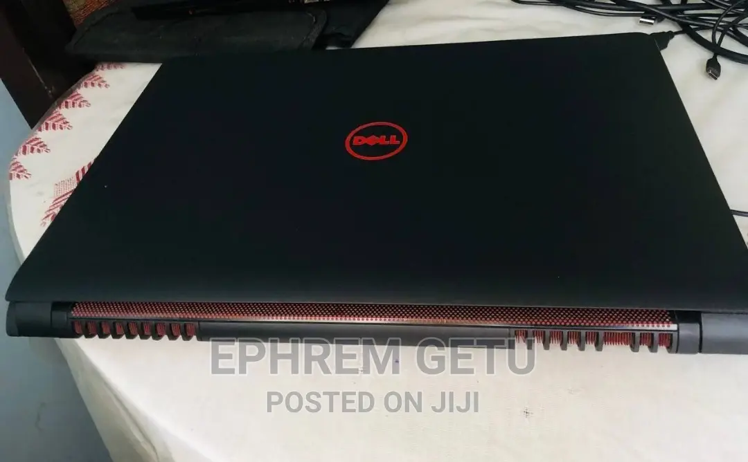 New Laptop Dell Inspiron 15 8GB Intel Core I5 HDD 1T