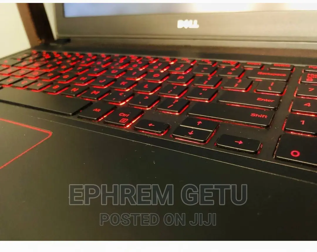 New Laptop Dell Inspiron 15 8GB Intel Core I5 HDD 1T