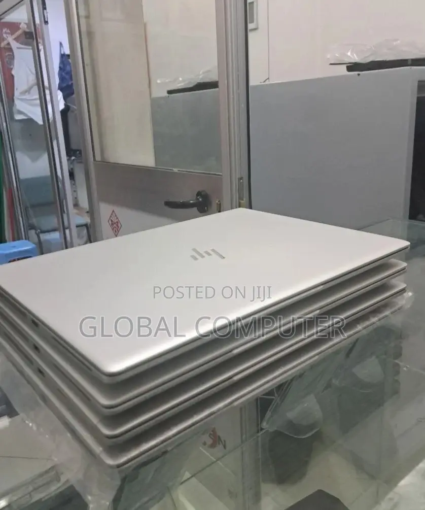 New Laptop HP 430 G5 8GB Intel Core I5 SSD 512GB