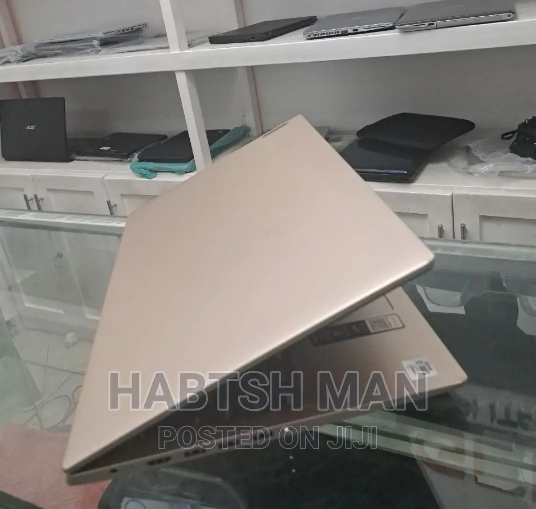 New Laptop Lenovo IdeaPad 330 8GB Intel Core I3 HDD 1T