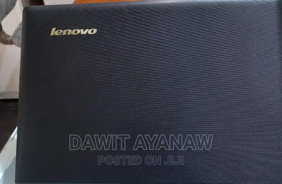New Laptop Lenovo 8GB Intel Core I5 SSD 1T