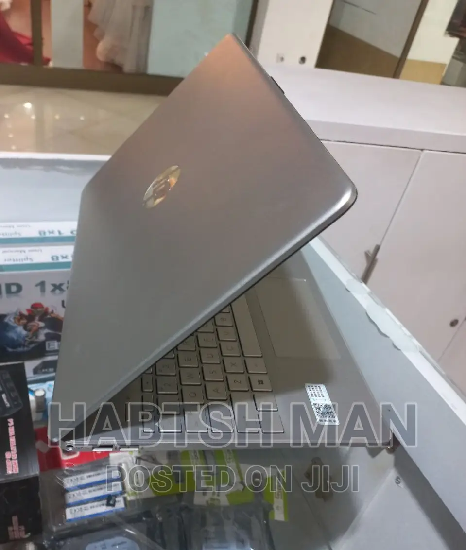 New Laptop HP Stream Notebook 8GB Intel Core I5 SSD 512GB