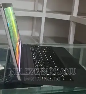 New Laptop Microsoft Surface 8GB Intel Core I5 SSD 256GB