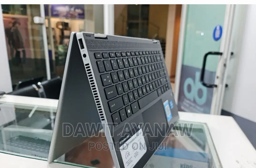 New Laptop HP Pavilion 15 8GB Intel Core I3 HDD 1T