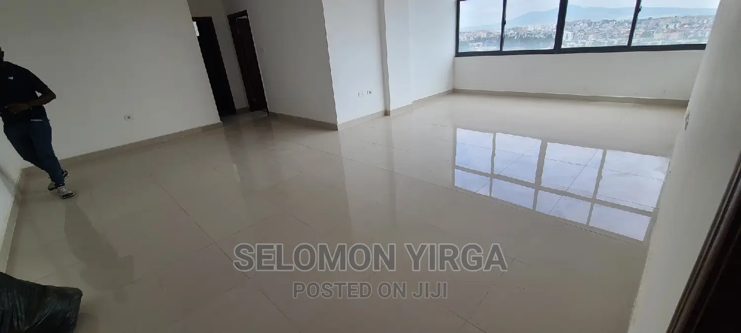 2bdrm Apartment in አድስ አበባ, Bole for rent