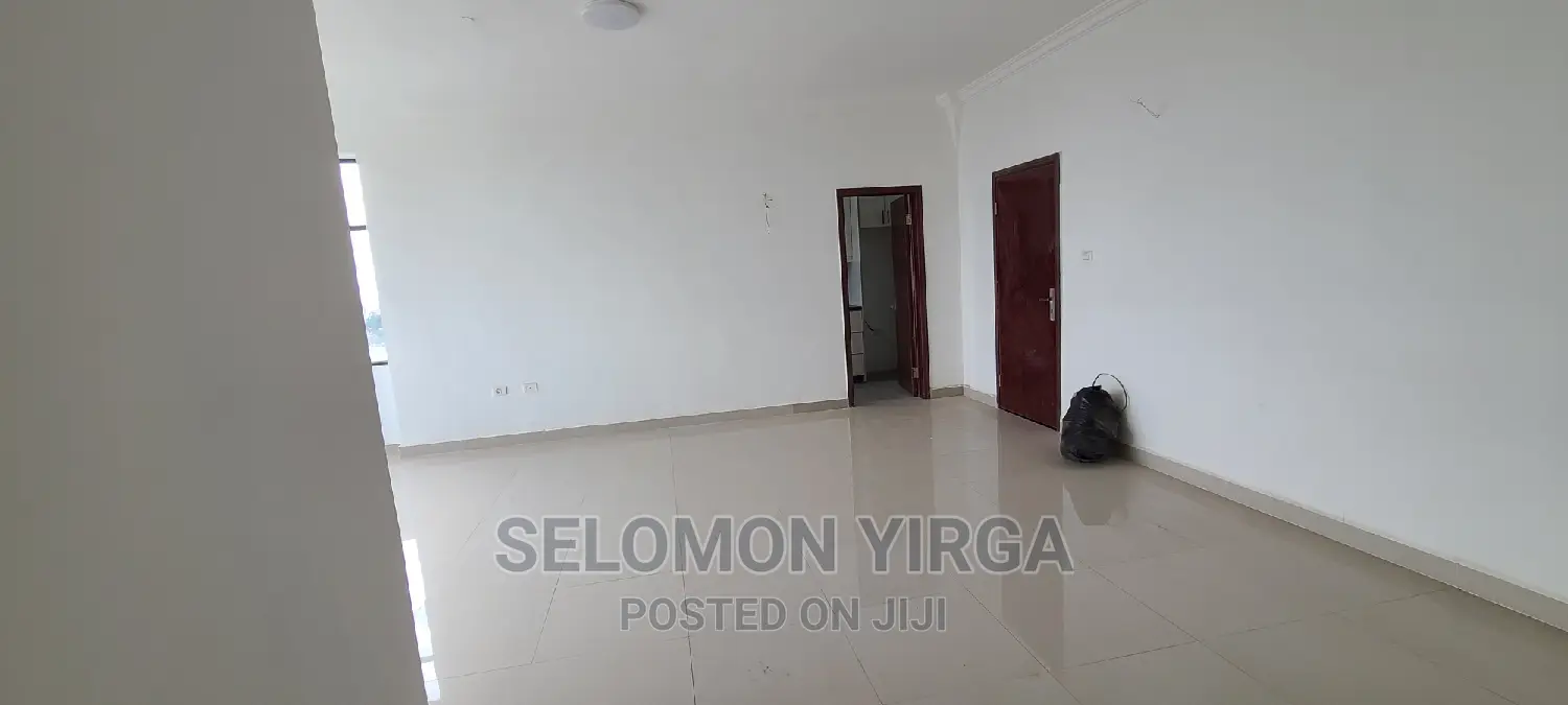 2bdrm Apartment in አድስ አበባ, Bole for rent
