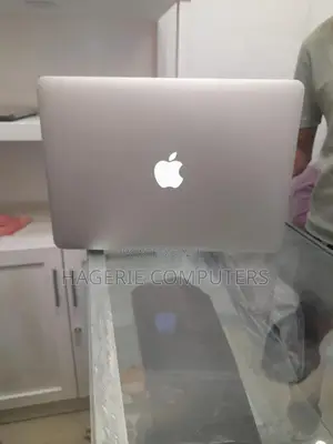 New Laptop Apple MacBook Air 2015 8GB Intel Core i5 SSD 512GB