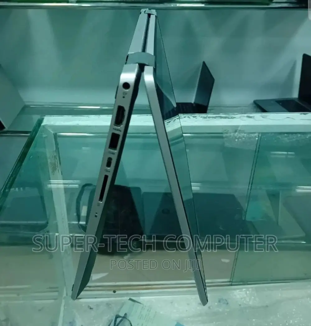 New Laptop HP Pavilion 13 X360 8GB Intel Core I5 SSD 256GB