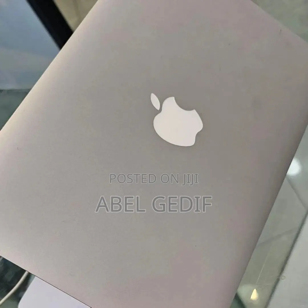 New Laptop Apple MacBook 2GB Intel Core I5 SSD 60GB