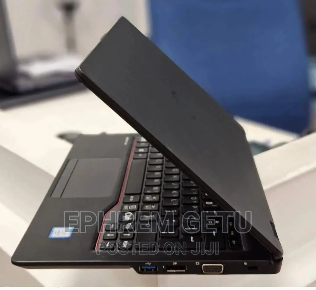 New Laptop Fujitsu Amilo Li3710 16GB Intel Core i5 SSD 256GB