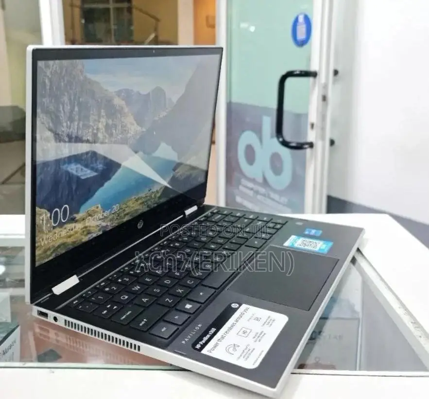 New Laptop HP Pavilion 15 8GB Intel Core i3 HDD 1T