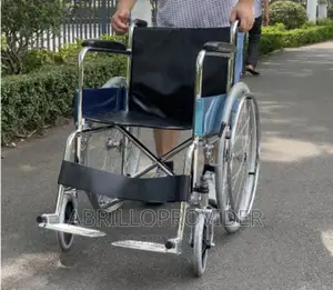 Packed Wheelchair/Almunium Wheelchair/Foldable Wheelchair