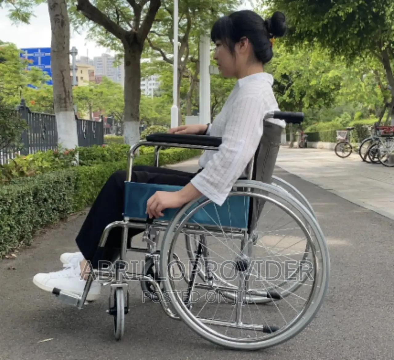 Packed Wheelchair/Almunium Wheelchair/Foldable Wheelchair