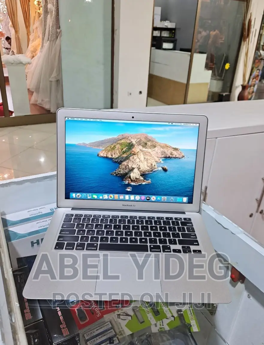 New Laptop Apple MacBook Air 2015 4GB Intel Core I5 SSD 128GB
